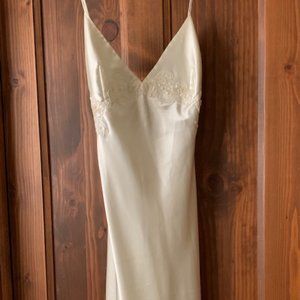 Negligee, nightgown